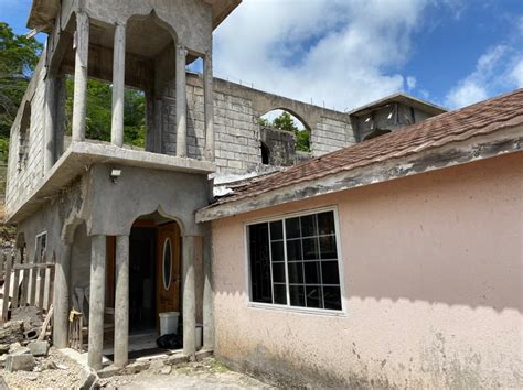 rhyne park village|Rhyne Park Village: Montego Bay, St. James Jamaica .